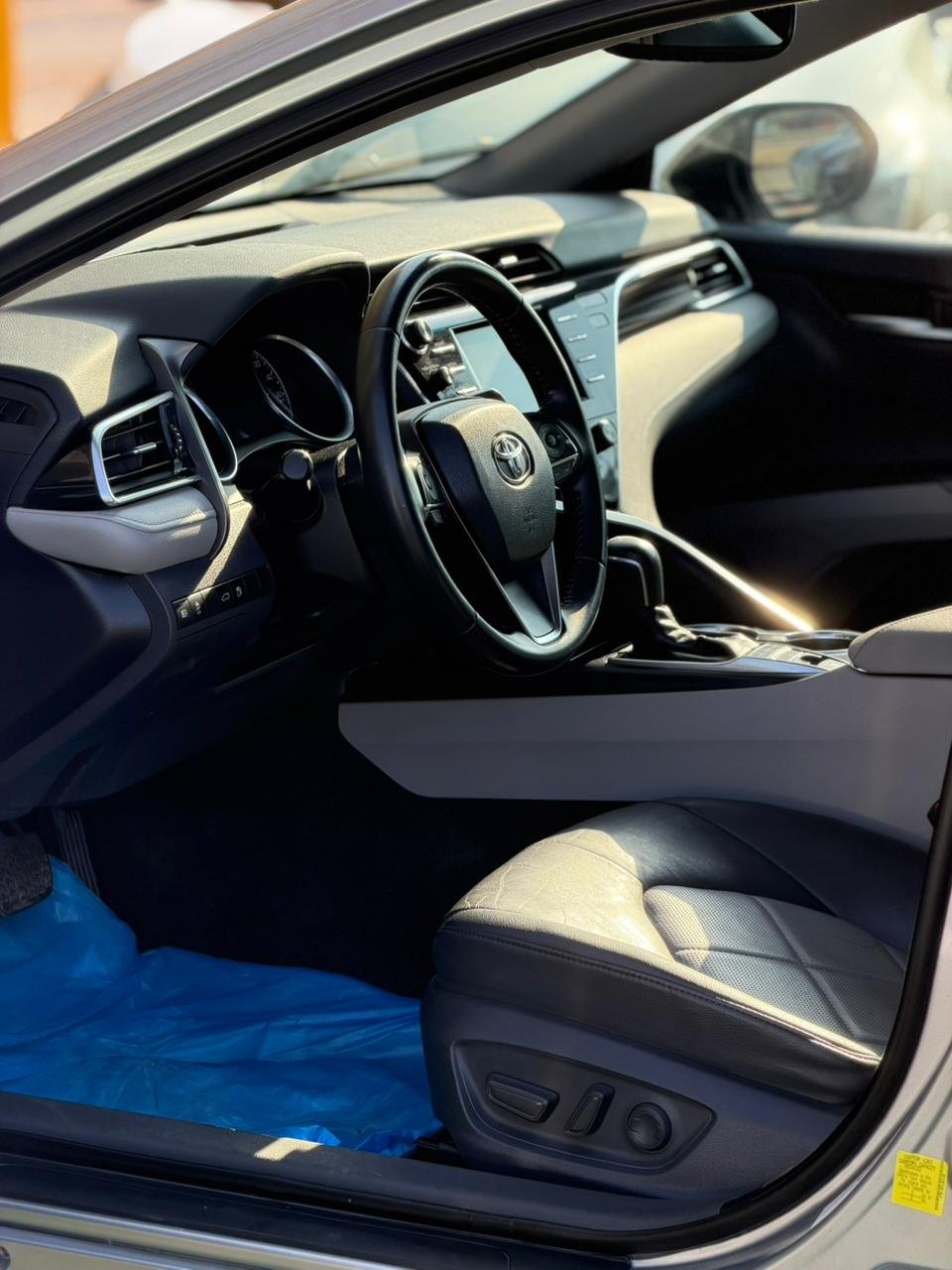 2018 Toyota Camry, L 10