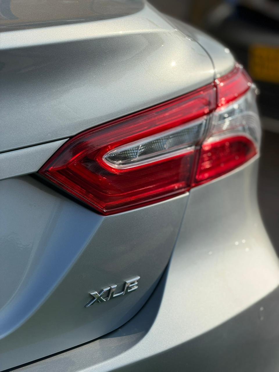2018 Toyota Camry, L 12