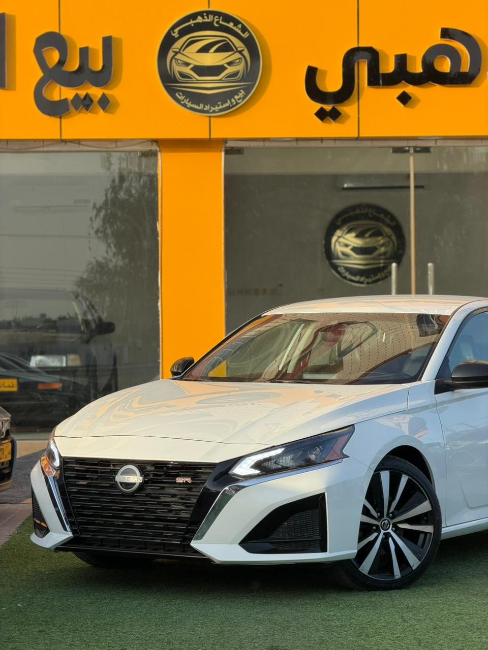 2020 Nissan Altima, SR 2