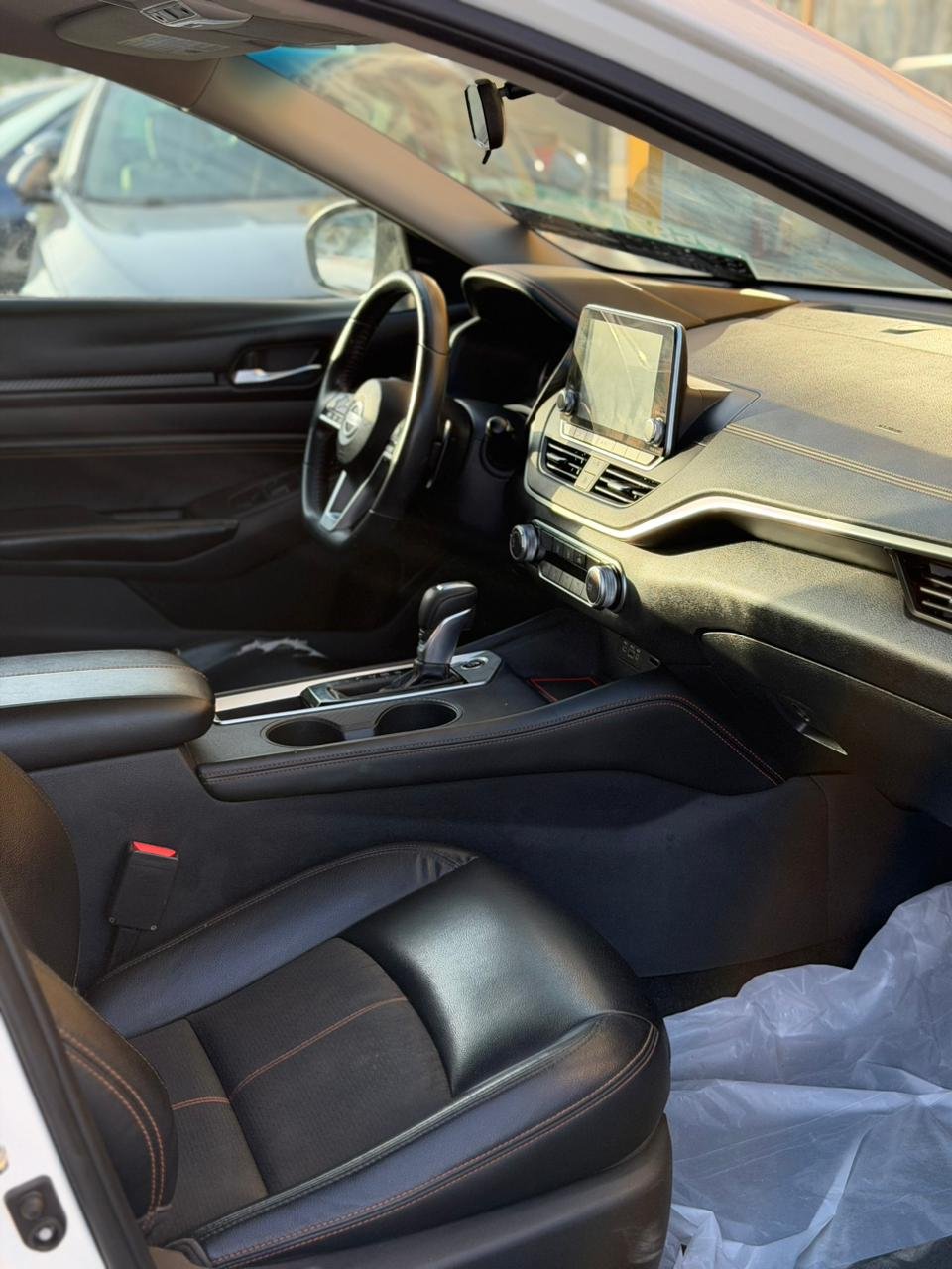 2020 Nissan Altima, SR 6