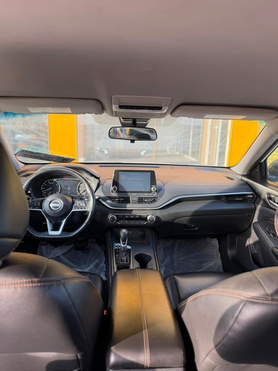 2020 Nissan Altima, SR 9