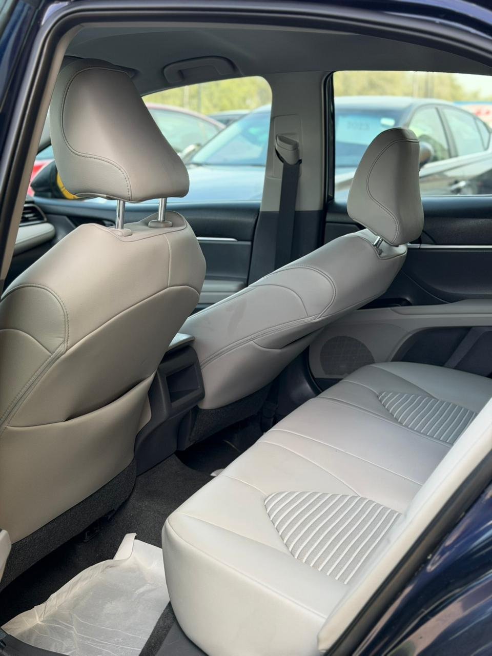2021 Toyota Camry, SE 8