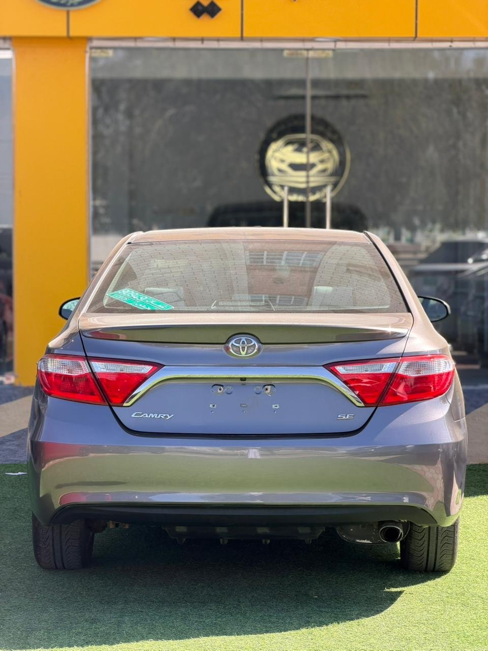 2017 Toyota Camry, SE 6