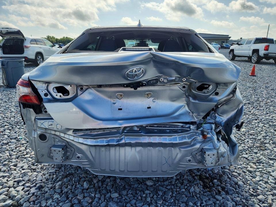 2022 Toyota Camry, LE - صورة 6
