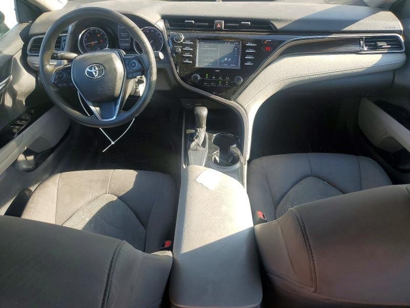 2020 Toyota Camry, LE - صورة 9