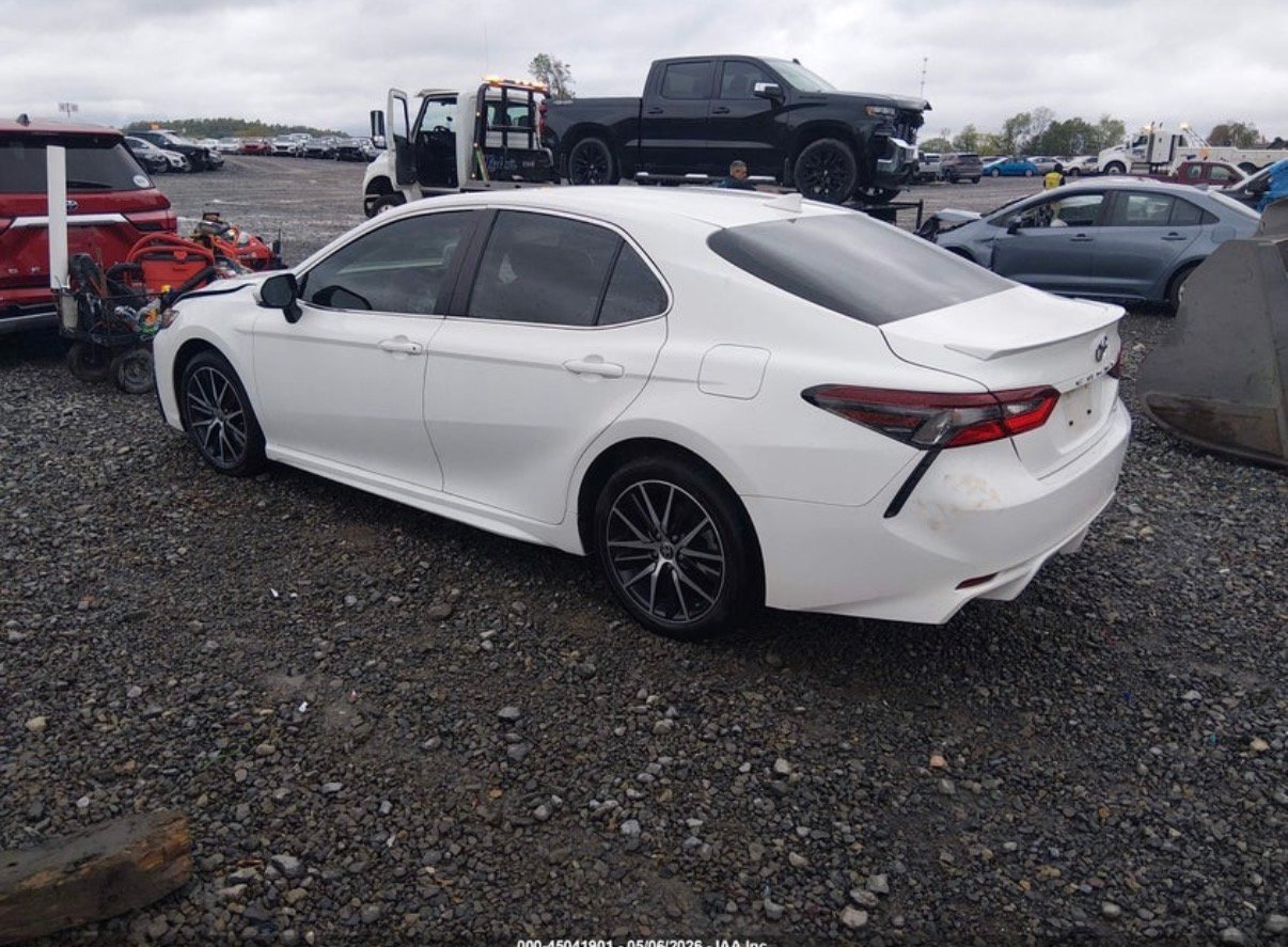 Camry - صورة 3