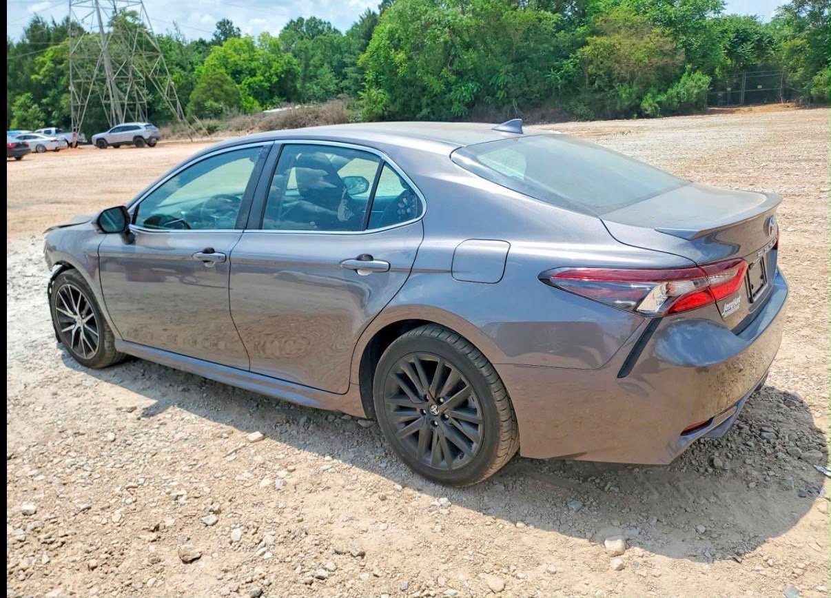 Camry - صورة 2