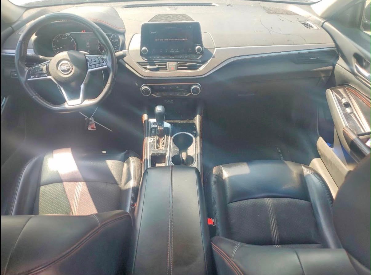 Altima SR - صورة 7