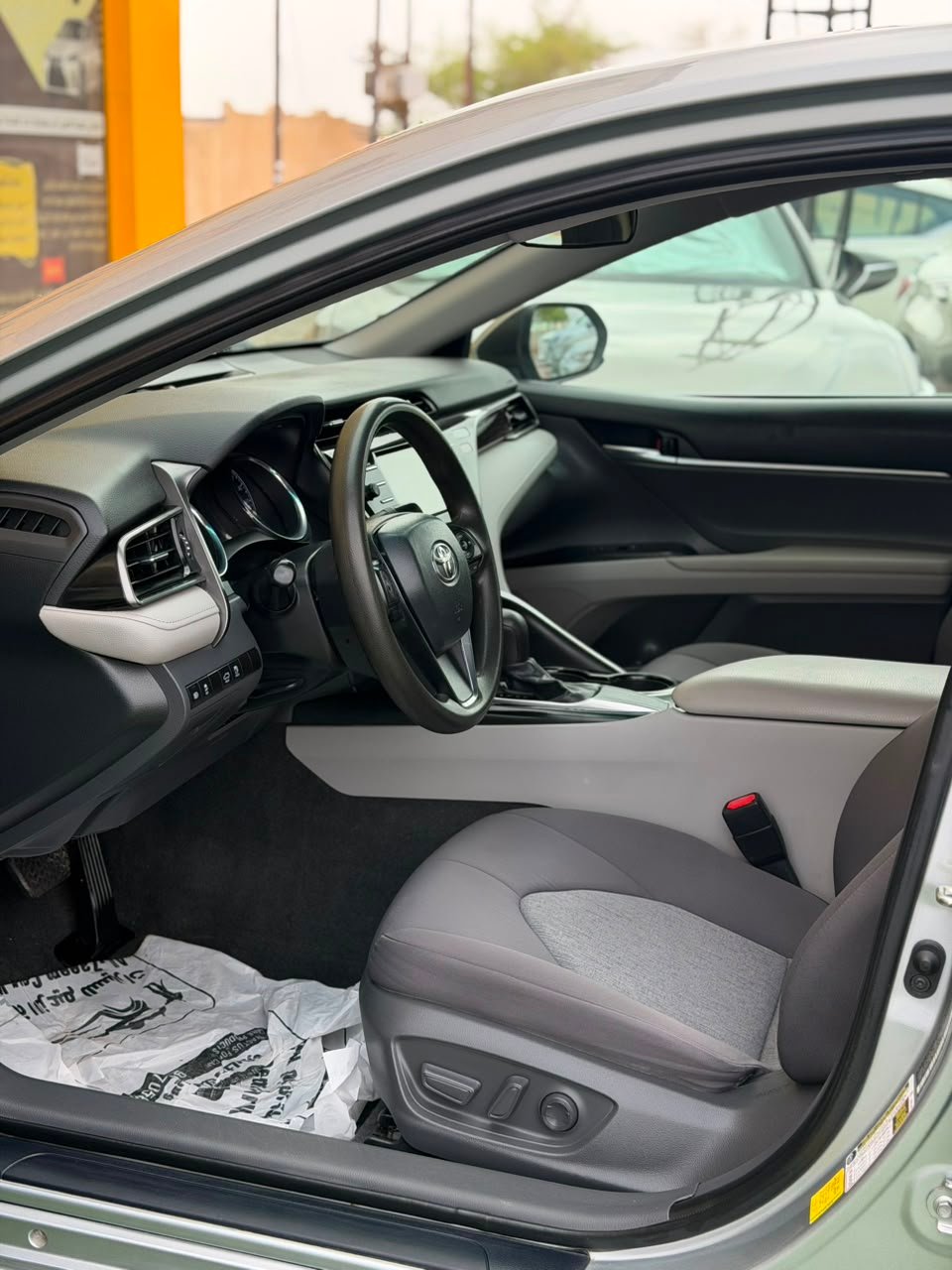 2020 Toyota Camry, LE - صورة 6
