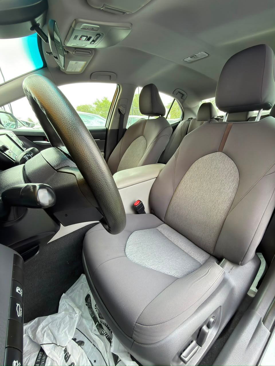 2020 Toyota Camry, LE - صورة 11