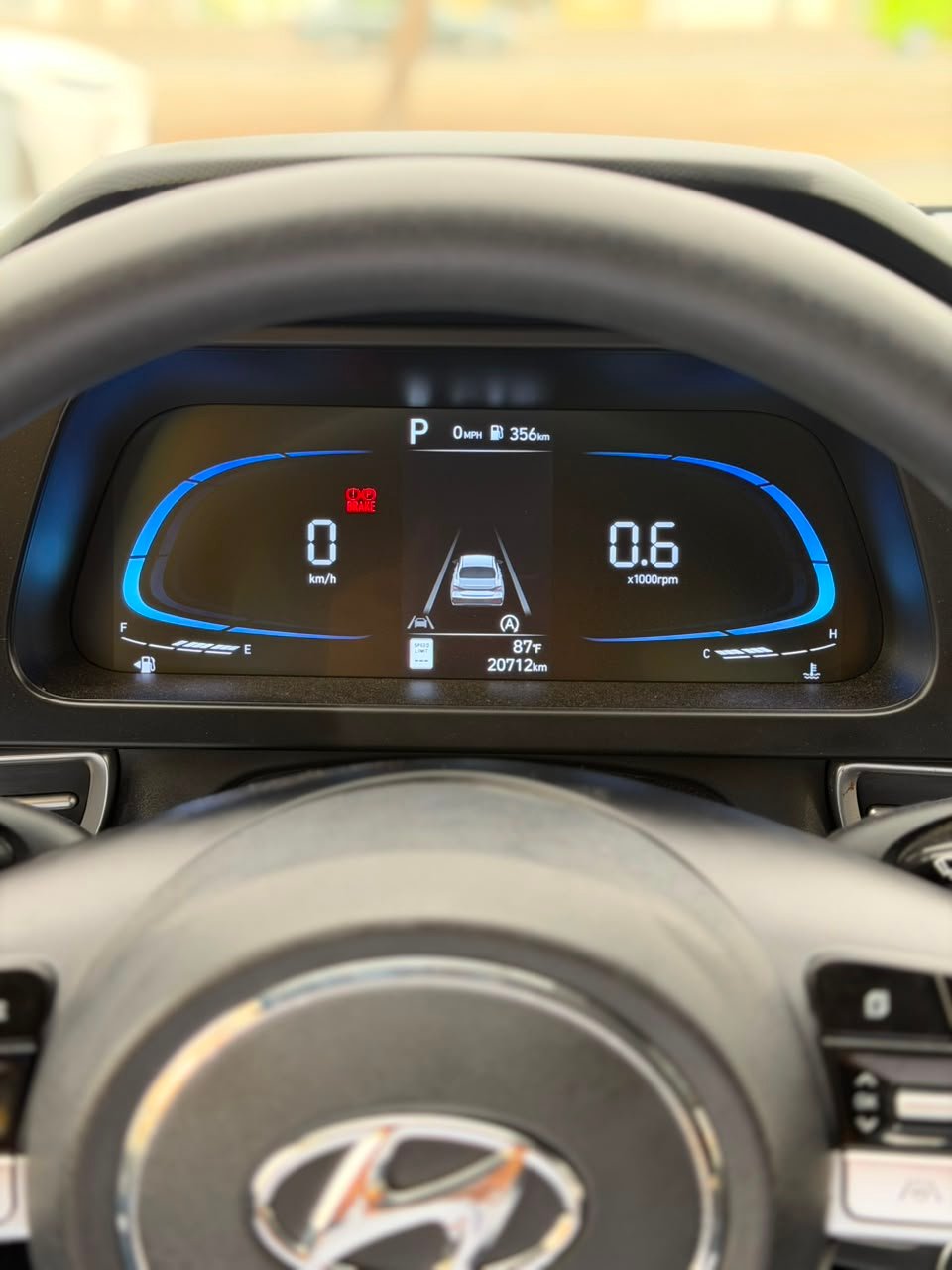 2025 Hyundai Elantra, SE - صورة 4