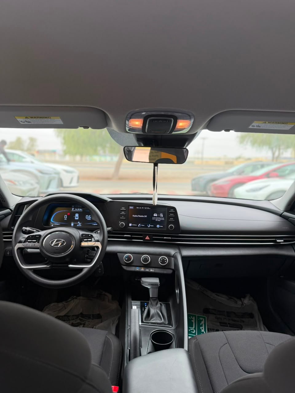 2025 Hyundai Elantra, SE - صورة 5