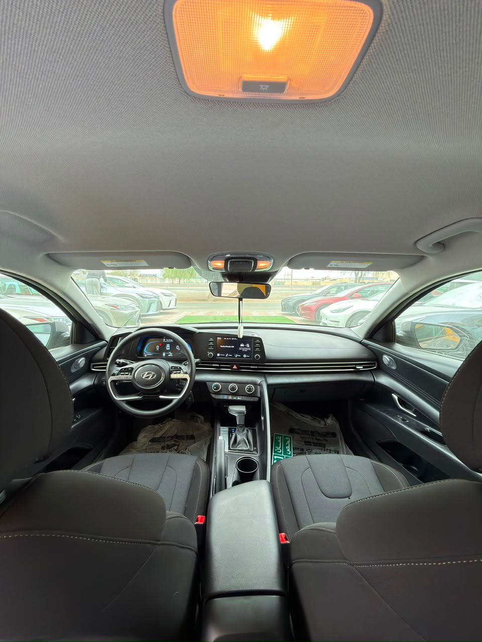 2025 Hyundai Elantra, SE - صورة 6